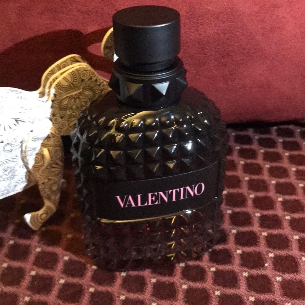 Men’s VALENTINO Uomo Born In Roma INTENSE 3.4 Oz BARELY USED